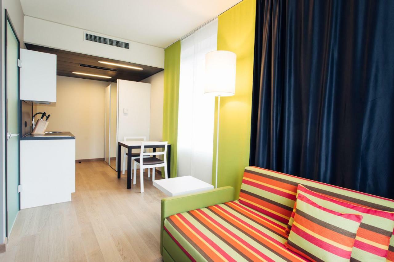 Hotel Harry's &